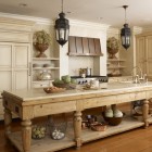 custard color kitchen - cream and brown sugar neutral kitchen has the colors of a creme brulee dessert - Hickman Interior Design via Atticmag