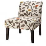 Avington slipper chair upholstered in leaf-and-branch pattern – Target via Atticmag