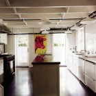 kitchen with undercounter refrigeration with Summer fridge/freezer drawers - Elle Decor via Atticmag.com